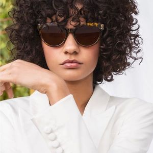 Saint Owen x Curateur • Wilde Tortoise Sunglasses with case